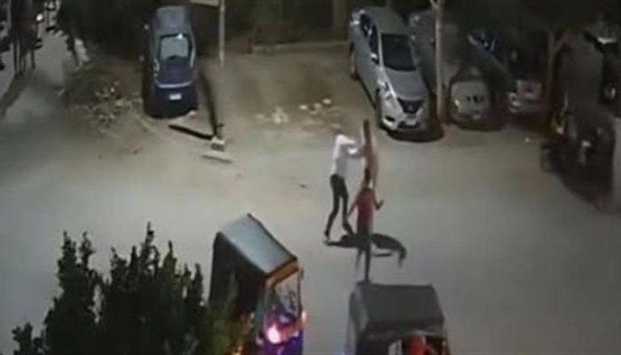 جريمة بشعة تهز الشارع المصري والضحية سائق توك توك «عشريني».. ما القصة والتفاصيل؟ جريمة بشعة تهز الشارع المصري والضحية سائق توك توك «عشريني».. ما القصة والتفاصيل؟