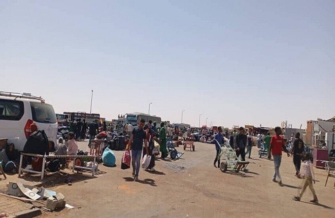السودان.. مستشفى "النو" في أم درمان يستقبل أكثر من 200 إصابة بالكوليرا وحالة طوارئ صحية السودان.. مستشفى "النو" في أم درمان يستقبل أكثر من 200 إصابة بالكوليرا وحالة طوارئ صحية