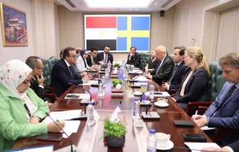 وزير الصحة المصري يبحث مع وزير التجارة السويدي فرص الاستثمار الصحي والتعاون في دعم الجرحى الفلسطينيين