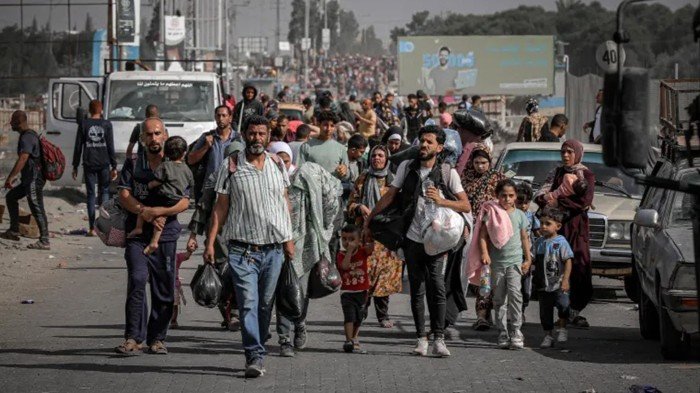 المرصد الأورومتوسطي: الاحتلال الإسرائيلي يصعد التهجير والتجويع في غزة تمهيدًا لطرد جماعي للفلسطينيين المرصد الأورومتوسطي: الاحتلال الإسرائيلي يصعد التهجير والتجويع في غزة تمهيدًا لطرد جماعي للفلسطينيين