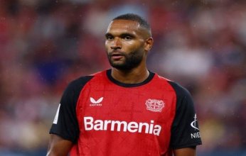 رسميًا.. بايرن ميونخ الألماني يتعاقد مع جوناثان تاه مدافع ليفركوزن