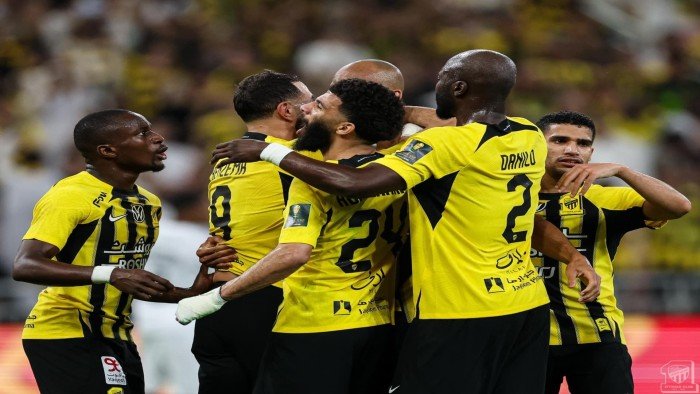 اتحاد جدة يستعيد رايكوفيتش وبيرجوين فى نهائي كأس خادم الحرمين غدًا اتحاد جدة يستعيد رايكوفيتش وبيرجوين فى نهائي كأس خادم الحرمين غدًا