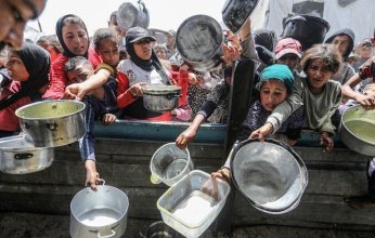 نيويورك تايمز: ترامب قد يعلن خلال أيام عن خطة أمريكية لتوزيع المساعدات في قطاع غزة