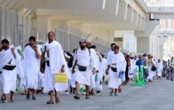 جيش الاحتلال يعتدى على حجاج فلسطينيين قبل مغادرتهم إلى بلاد الحرمين