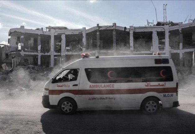 الدفاع المدني في غزة يعلن توقف 75 بالمئة من مركباته لعدم توفر الوقود الدفاع المدني في غزة يعلن توقف 75 بالمئة من مركباته لعدم توفر الوقود