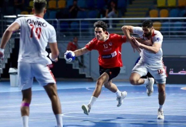 شاهد الأن.. مواجهة قوية بين الأهلي والزمالك في نهائي بطولة إفريقيا لكرة اليد شاهد الأن.. مواجهة قوية بين الأهلي والزمالك في نهائي بطولة إفريقيا لكرة اليد