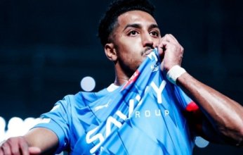 أول تعليق لـ سالم الدوسري بعد تجديد عقده مع الهلال