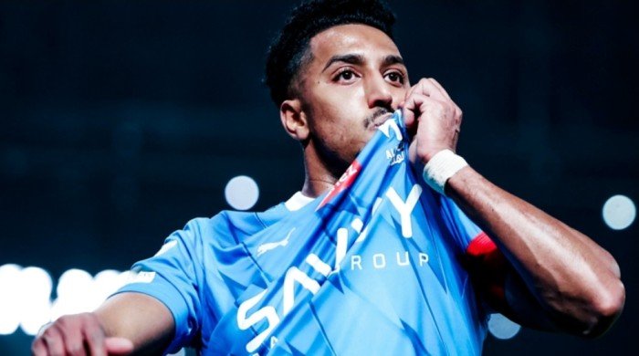 أول تعليق لـ سالم الدوسري بعد تجديد عقده مع الهلال أول تعليق لـ سالم الدوسري بعد تجديد عقده مع الهلال