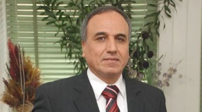 عبد المحسن سلامة يوجه الشكر لمن منحوه أصواتهم ويهنئ البلشي بالفوز عبد المحسن سلامة يوجه الشكر لمن منحوه أصواتهم ويهنئ البلشي بالفوز