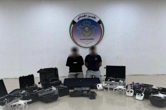 الداخلية الكويتية: ضبط متهمين بتهريب مخدرات إلى السجن المركزي باستخدام طائرات (درون) الداخلية الكويتية: ضبط متهمين بتهريب مخدرات إلى السجن المركزي باستخدام طائرات (درون)
