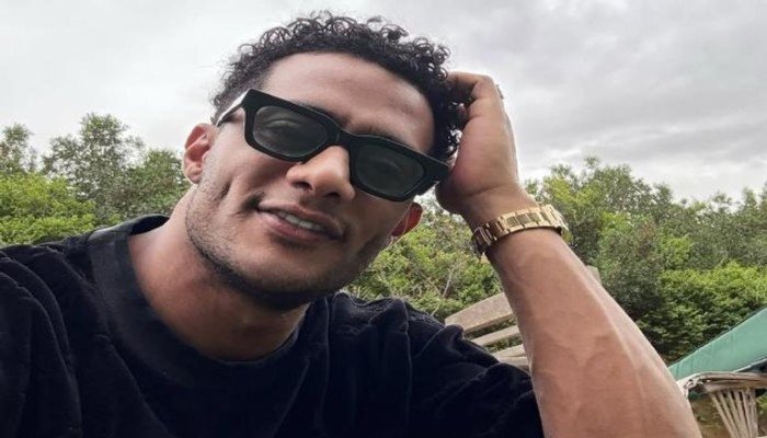 "مافيش زلزال بيحس بزلزال".. الفنان محمد رمضان يعلّق بسخرية على هزة أرضية ضربت مصر "مافيش زلزال بيحس بزلزال".. الفنان محمد رمضان يعلّق بسخرية على هزة أرضية ضربت مصر