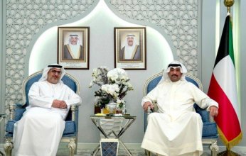 وزير الدفاع الكويتي يبحث مع السفير الإماراتي أهم المواضيع ذات الاهتمام المشترك