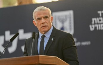 لابيد يقترح إدارة مصرية لقطاع غزة ويتهم حكومة نتنياهو بالسعي لسفك الدماء