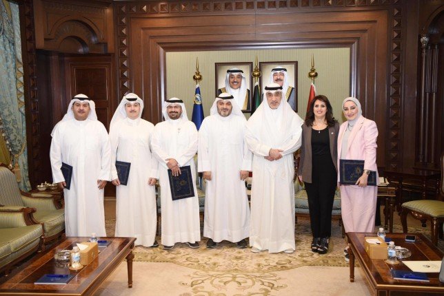 رئيس مجلس الوزراء بالإنابة يستقبل وفد المركز الوطني للأمن السيبراني المشارك في التمرين السيبراني الخليجي الرابع رئيس مجلس الوزراء بالإنابة يستقبل وفد المركز الوطني للأمن السيبراني المشارك في التمرين السيبراني الخليجي الرابع