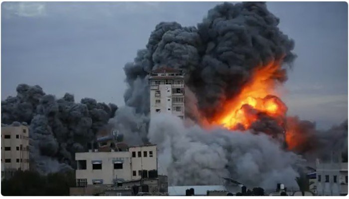 استشهاد 22 فلسطينياً في قصف الاحتلال الإسرائيلي على قطاع غزة استشهاد 22 فلسطينياً في قصف الاحتلال الإسرائيلي على قطاع غزة