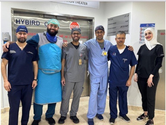 فريق طبي كويتي ينجح في استبدال الصمام الأورطي لمريضة في العقد الثامن فريق طبي كويتي ينجح في استبدال الصمام الأورطي لمريضة في العقد الثامن