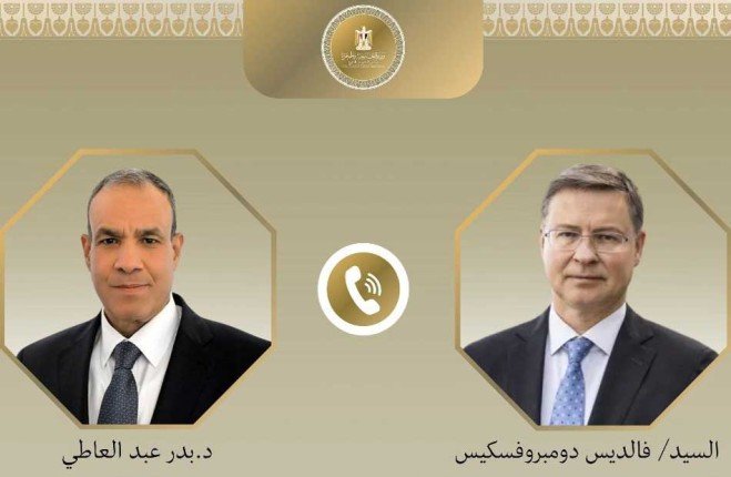 وزير الخارجية المصري: نتطلع لمواصلة التعاون مع المفوض الأوروبي لتشجيع الاستثمارات في البلاد وزير الخارجية المصري: نتطلع لمواصلة التعاون مع المفوض الأوروبي لتشجيع الاستثمارات في البلاد