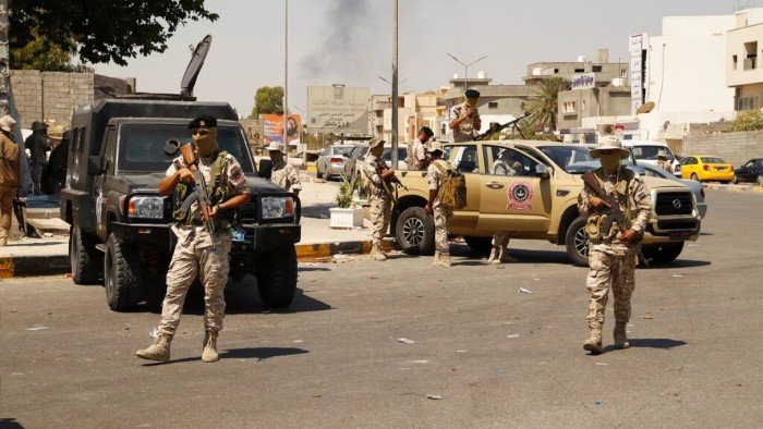 ليبيا: السيطرة على منطقة (أبو سليم) في طرابلس بعد اشتباكات مع مسلحين ليبيا: السيطرة على منطقة (أبو سليم) في طرابلس بعد اشتباكات مع مسلحين