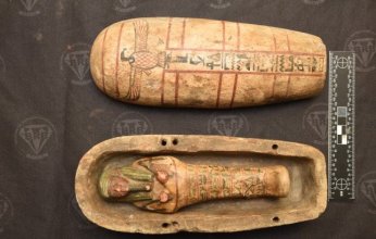 مصر تسترد 7 قطع فرعونية أثرية بعد ضبطها في فرنسا