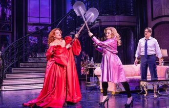 3 مسرحيات غنائية تتصدر ترشيحات "جوائز توني" الأمريكية لأفضل الأعمال المسرحية