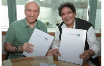 الكينج محمد منير يعود إلى "روتانا" بألبوم جديد في صيف 2025