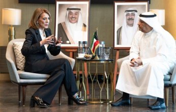 وزير الاتصالات الكويتي يبحث مع الرئيس التنفيذي للاستثمار في (جوجل) سبل تعزيز الشراكة الاستراتيجية