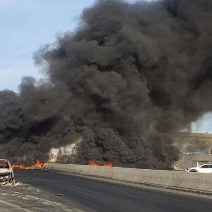 ماذا يحدث في ليبيا.. إغلاق طرق وعصيان مدني في طرابلس بعد تصريحات الدبيبة ضد المتظاهرين ماذا يحدث في ليبيا.. إغلاق طرق وعصيان مدني في طرابلس بعد تصريحات الدبيبة ضد المتظاهرين