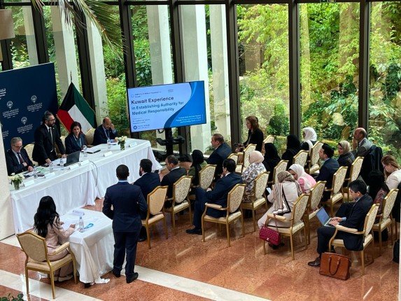 وزير الصحة الكويتي: ملتزمون بتعزيز الشفافية والمسؤولية من أجل سلامة المرضى وزير الصحة الكويتي: ملتزمون بتعزيز الشفافية والمسؤولية من أجل سلامة المرضى