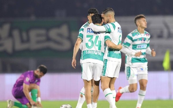 بث مباشر.. مشاهدة مباراة شباب المحمدية والرجاء في الدوري المغربي بث مباشر.. مشاهدة مباراة شباب المحمدية والرجاء في الدوري المغربي