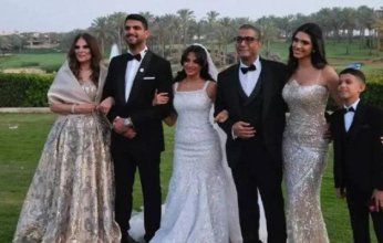 الفنانة أمل رزق تبكي من الفرح في زفاف ابنتها هيا كتكت بحضور نخبة من نجوم الفن بالقاهرة