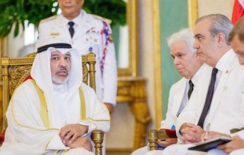 السفير الأدغم يقدم أوراق اعتماده سفيرا فوق العادة ومفوضا لدولة الكويت لرئيس الدومينيكان