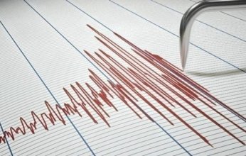 اليونان تُحذر من تسونامي بعد زلزال قوي قبالة جزيرة كريت.. وارتباط غير مباشر بهزة مصر