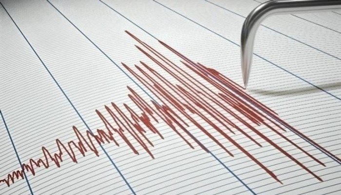 اليونان تُحذر من تسونامي بعد زلزال قوي قبالة جزيرة كريت.. وارتباط غير مباشر بهزة مصر اليونان تُحذر من تسونامي بعد زلزال قوي قبالة جزيرة كريت.. وارتباط غير مباشر بهزة مصر