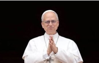 بابا الفاتيكان يدعو لإنهاء سباق التسلح وتعزيز الحوار الدبلوماسي