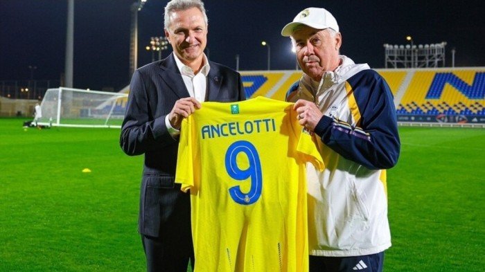 رونالدو يدعم "أنشيلوتي" لتولي تدريب النصر السعودي رونالدو يدعم "أنشيلوتي" لتولي تدريب النصر السعودي