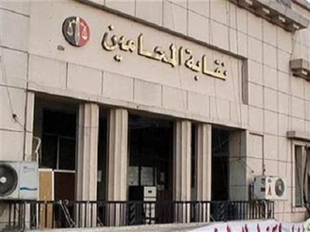 محامو مصر يُضربون احتجاجًا على رسوم جديدة في المحاكم والنقابة تُهدد بالتصعيد محامو مصر يُضربون احتجاجًا على رسوم جديدة في المحاكم والنقابة تُهدد بالتصعيد