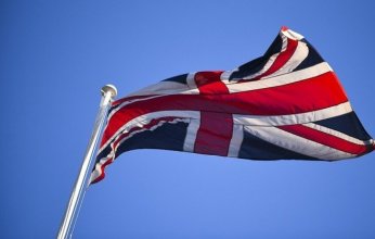 بريطانيا توسع قائمة عقوباتها ضد روسيا لتشمل 100 هدف جديد