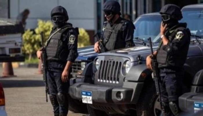 الأمن المصري يوجّه ضربة استباقية لعصابة مسلحة شديدة الخطورة في صعيد البلاد.. ما التفاصيل؟ الأمن المصري يوجّه ضربة استباقية لعصابة مسلحة شديدة الخطورة في صعيد البلاد.. ما التفاصيل؟
