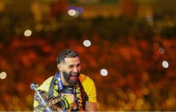 بنزيما يعلق على تحقيق الاتحاد للدوري السعودي