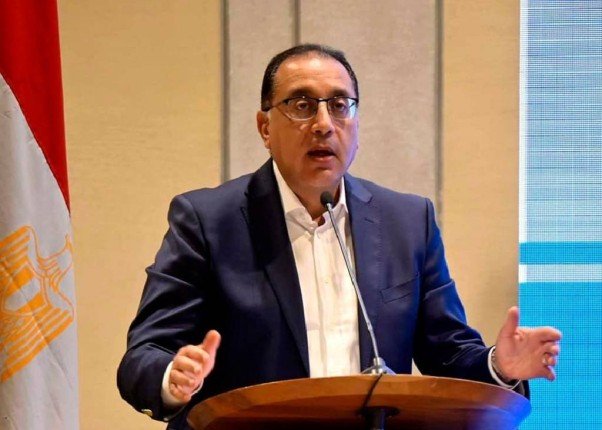 رئيس مجلس الوزراء: مصر ستتحول إلى مركز عالمي لصناعة مكونات السيارات رئيس مجلس الوزراء: مصر ستتحول إلى مركز عالمي لصناعة مكونات السيارات