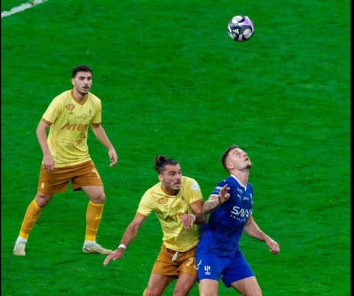 الضحية الـ12.. الهلال السعودي يهزم العروبة برباعية نظيفة الضحية الـ12.. الهلال السعودي يهزم العروبة برباعية نظيفة