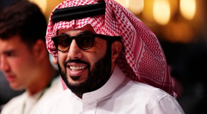 تركي آل الشيخ يفتح ملف الاستثمار في ناد إنجليزي بعد انسحابه من ألميريا تركي آل الشيخ يفتح ملف الاستثمار في ناد إنجليزي بعد انسحابه من ألميريا