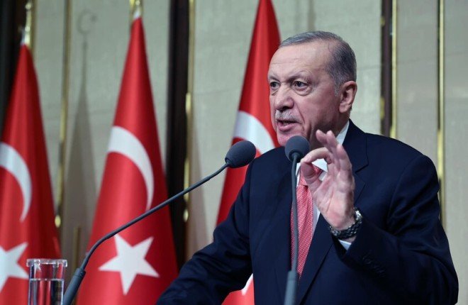 أردوغان: إسرائيل تهدد السلام في سوريا وتتغذى على الدم والفوضى أردوغان: إسرائيل تهدد السلام في سوريا وتتغذى على الدم والفوضى