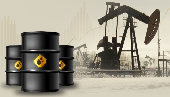 أسعار النفط العالمية تتراجع وسط استمرار التوتر في الشرق الأوسط أسعار النفط العالمية تتراجع وسط استمرار التوتر في الشرق الأوسط