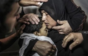 66 شهيدًا من أطفال غزة جراء الجوع والحصار.. ومطالبات دولية بإنقاذ ما تبقى