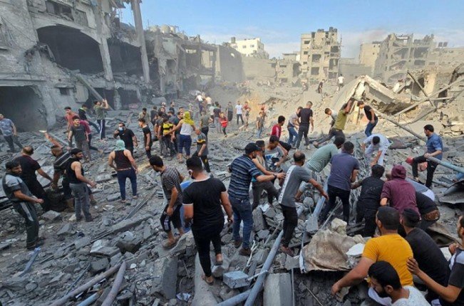 ارتفاع عدد شهداء العدوان الإسرائيلي على غزة إلى 56، 331 شهيدا و132، 632 مصابا ارتفاع عدد شهداء العدوان الإسرائيلي على غزة إلى 56، 331 شهيدا و132، 632 مصابا