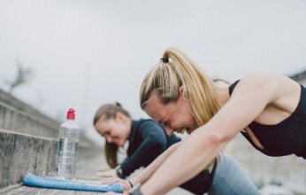 دراسة حديثة: ممارسة الرياضة صباحًا تعزز صحة القلب والرئتين خاصة لدى كبار السن