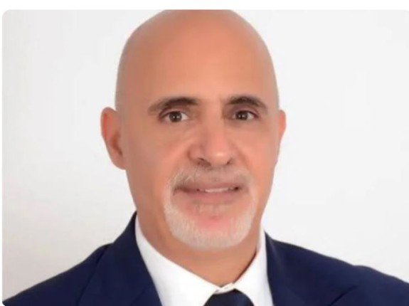 محمد فؤاد: جيل Z في مواجهة سوق العقار.. أزمة المبيعات تحت المجهر محمد فؤاد: جيل Z في مواجهة سوق العقار.. أزمة المبيعات تحت المجهر