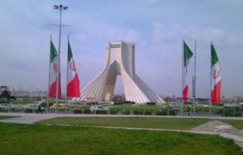 إسرائيل تقصف أحد مباني "الخارجية الإيرانية".. وإصابة بعض العاملين بالوزارة