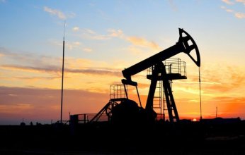 أسعار النفط ترتفع وسط ترقب نتائج المحادثات التجارية بين واشنطن وبكين